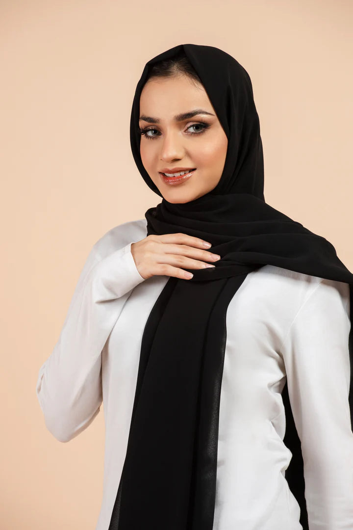 4 Georgette Hijabs + 1 Pin Wheel Deal Box